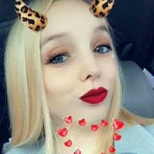 Meet your Posher, Whitney